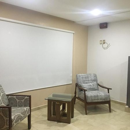 Hotel Y Suites Maria Fernanda Zitacuaro Екстер'єр фото